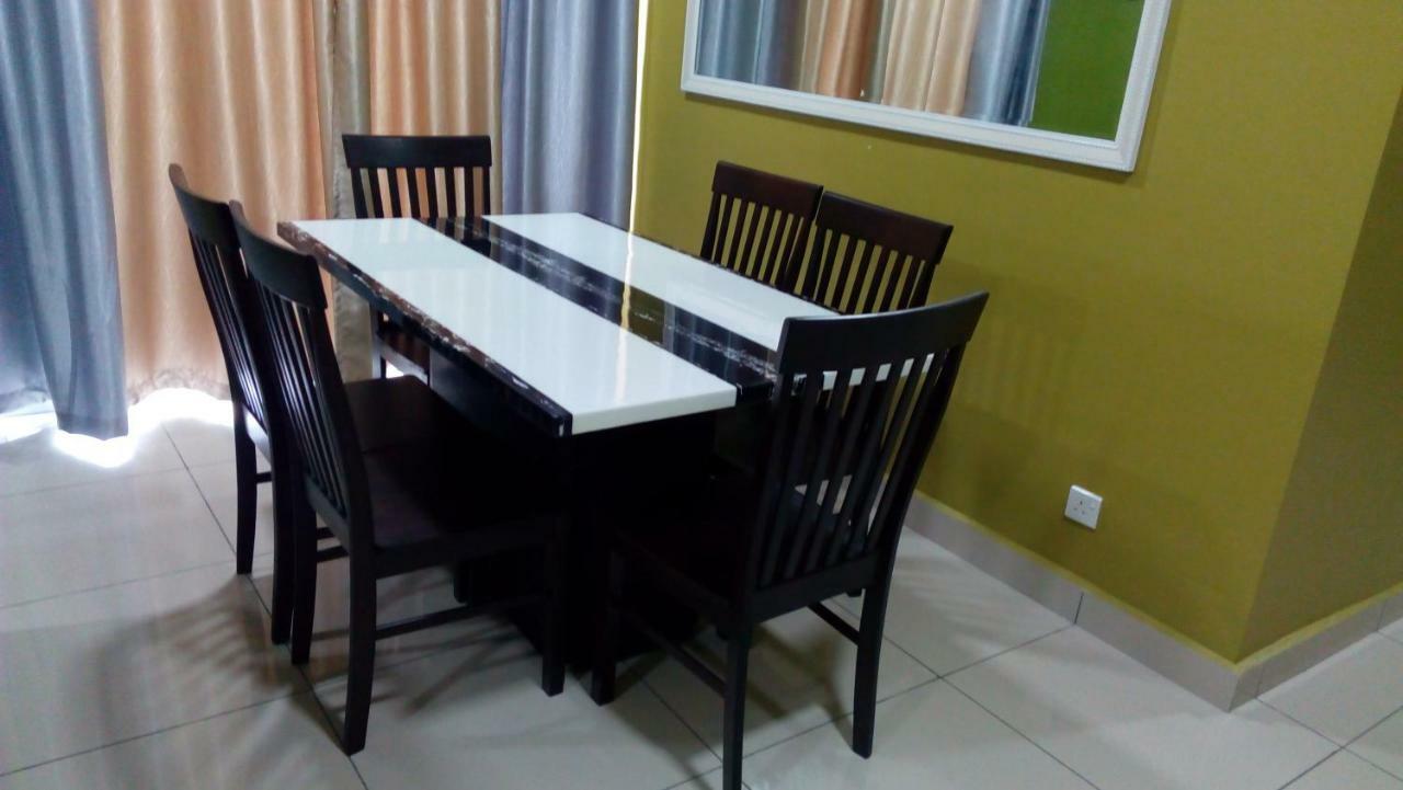 Mintsuite Homestay Putrajaya Eksteriør billede